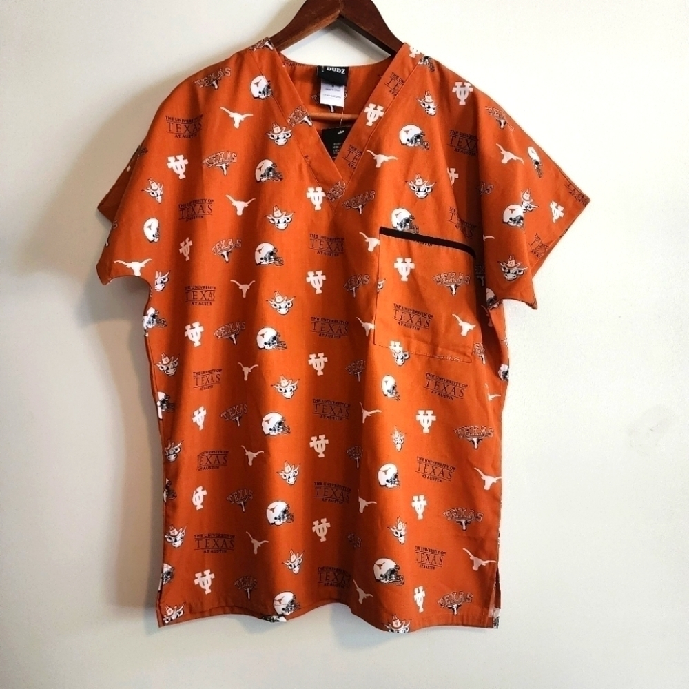 SCRUB DUDZ Texas Longhorn Scrub Top